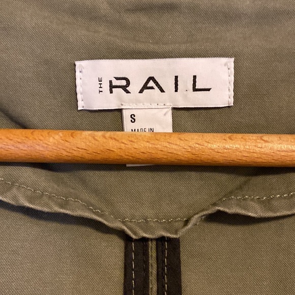 Olive Green Hooded Cotton Jacket - Picture 2 of 6